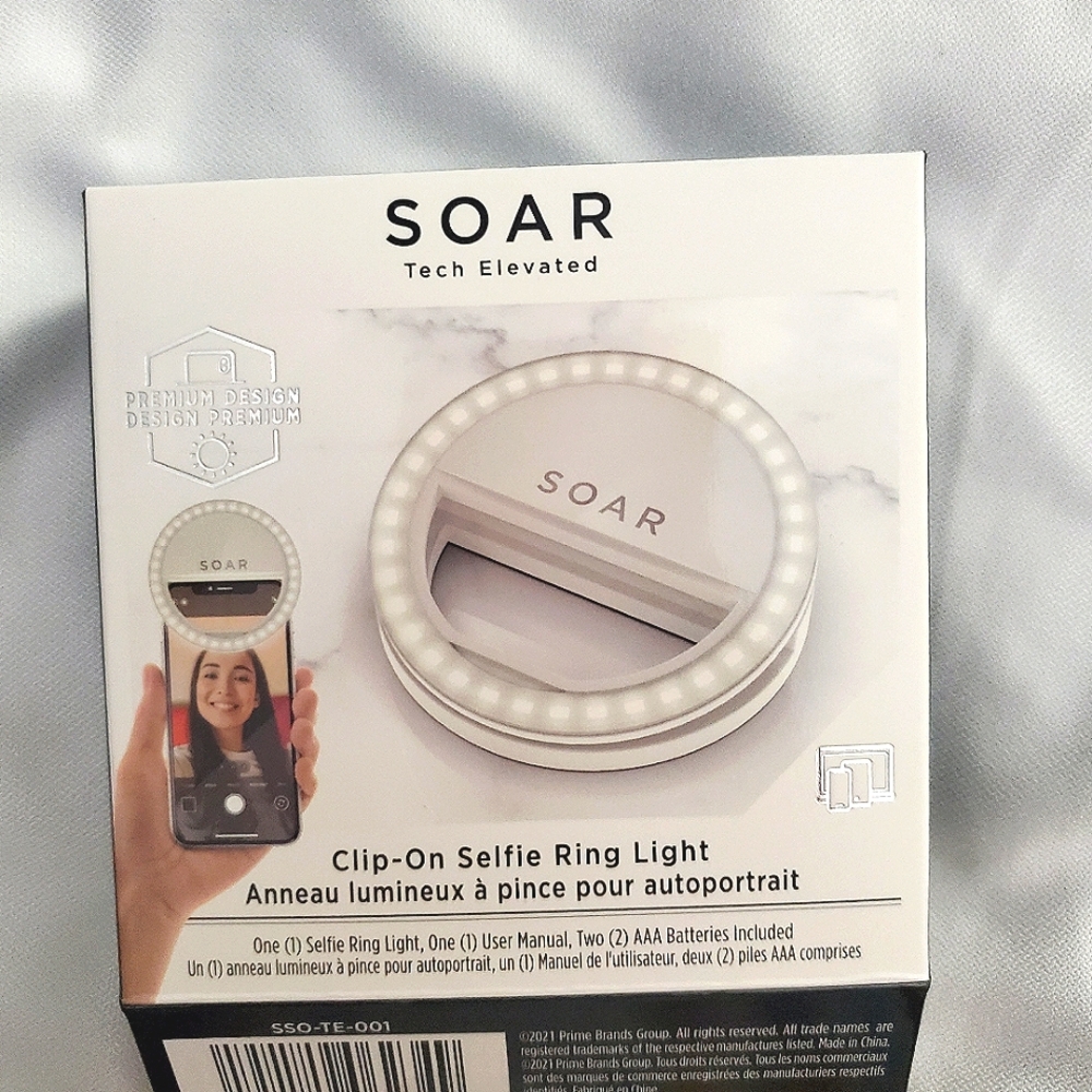 Soar clip on ring light